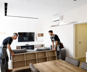 Moving Dining Table, Moving a Table